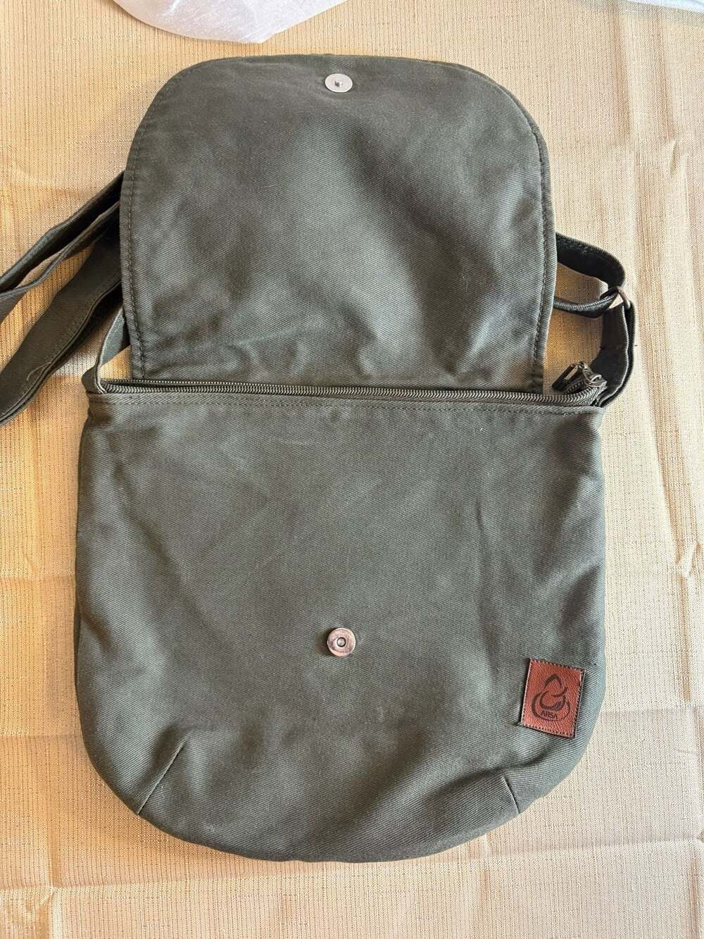 Arsa Canvas Crossbody Bag Olive Green Floral Flap - Picture 3 of 7